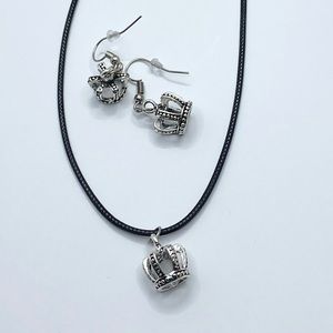 Black Necklace & earrings elegant silver tone diamond, or antique-like pendant